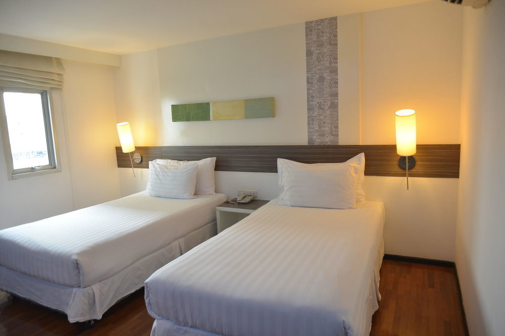 The Mini R Ratchada Hotell Bangkok Eksteriør bilde