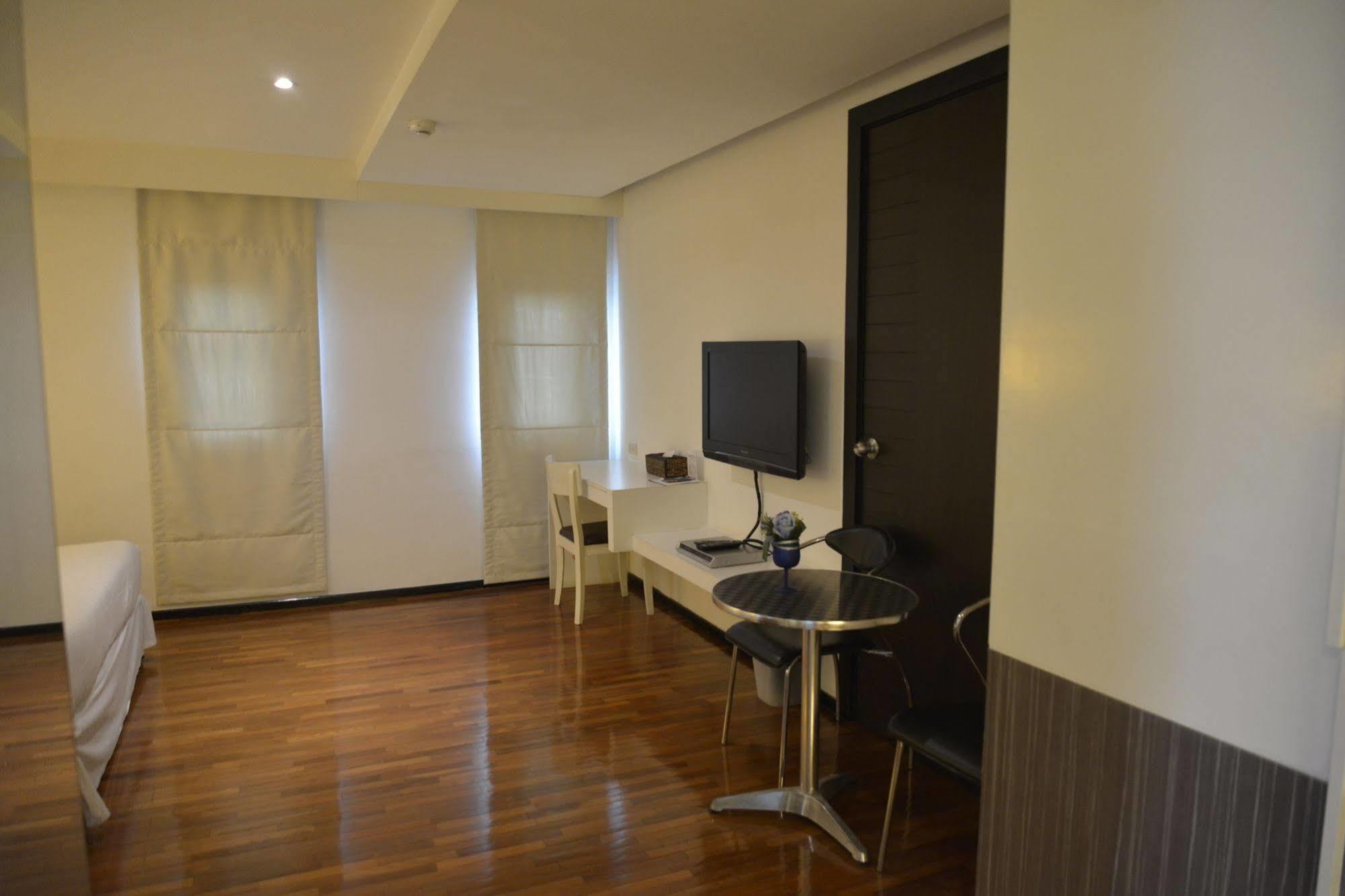 The Mini R Ratchada Hotell Bangkok Eksteriør bilde