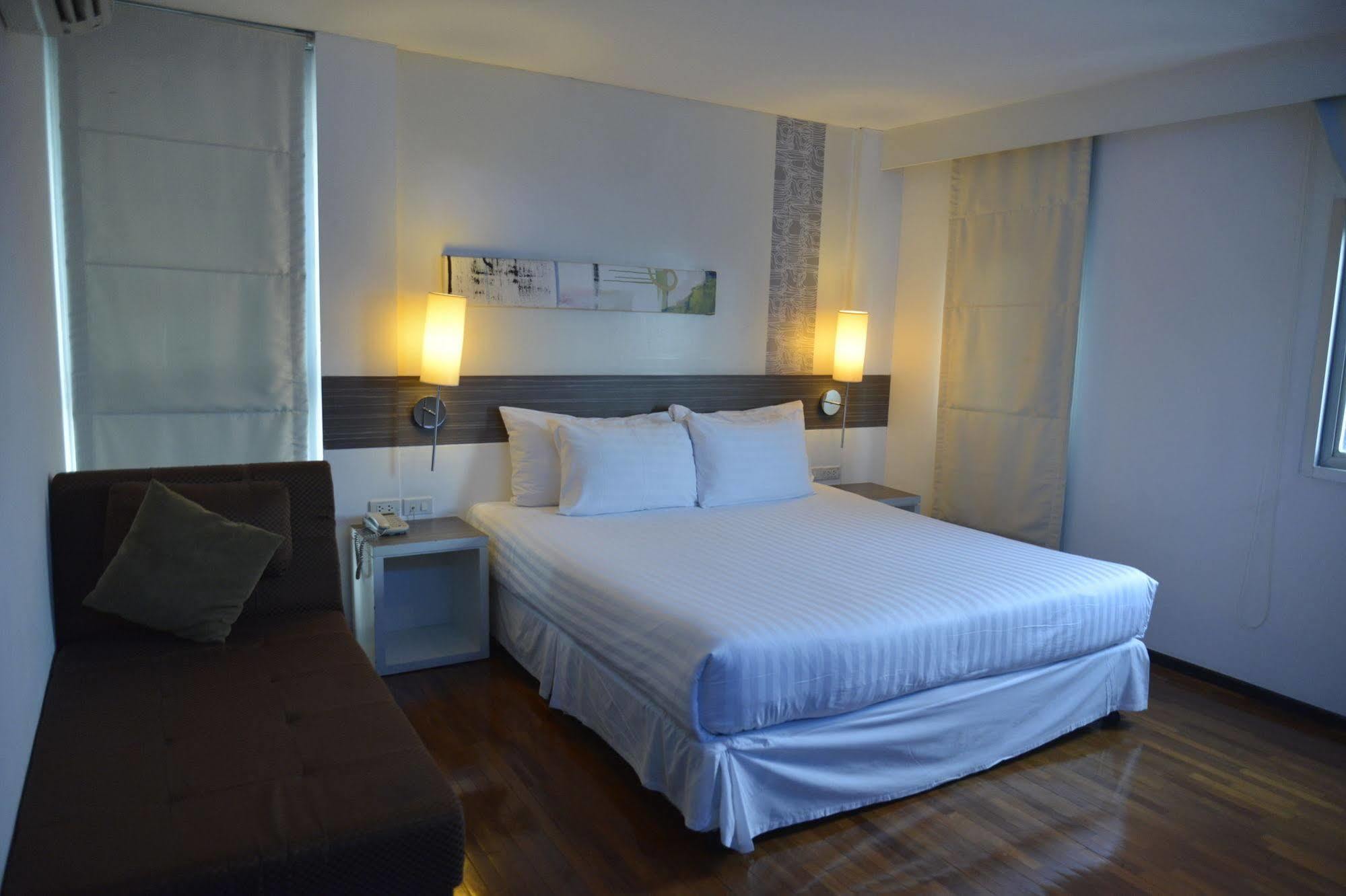 The Mini R Ratchada Hotell Bangkok Eksteriør bilde