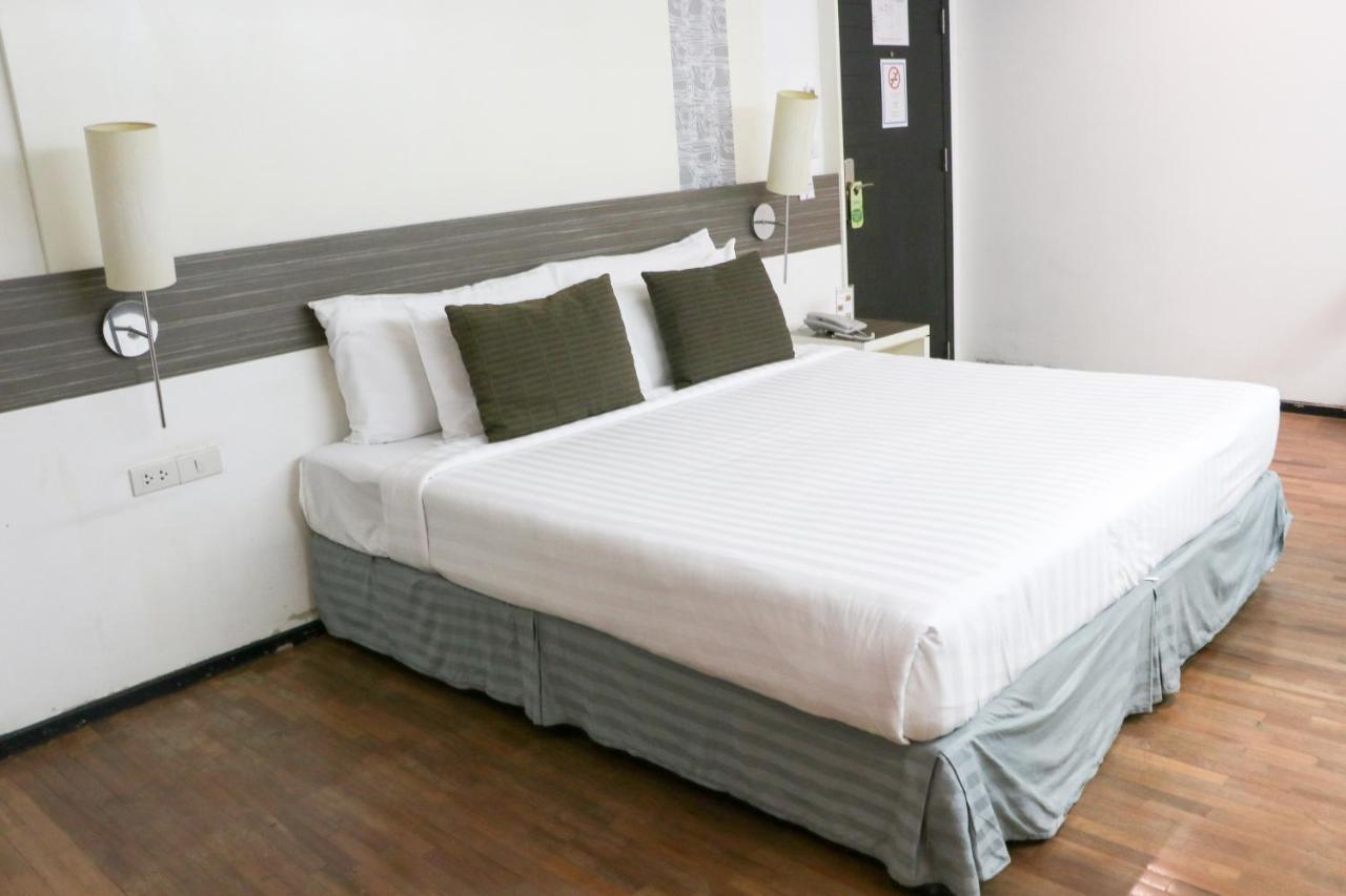 The Mini R Ratchada Hotell Bangkok Eksteriør bilde